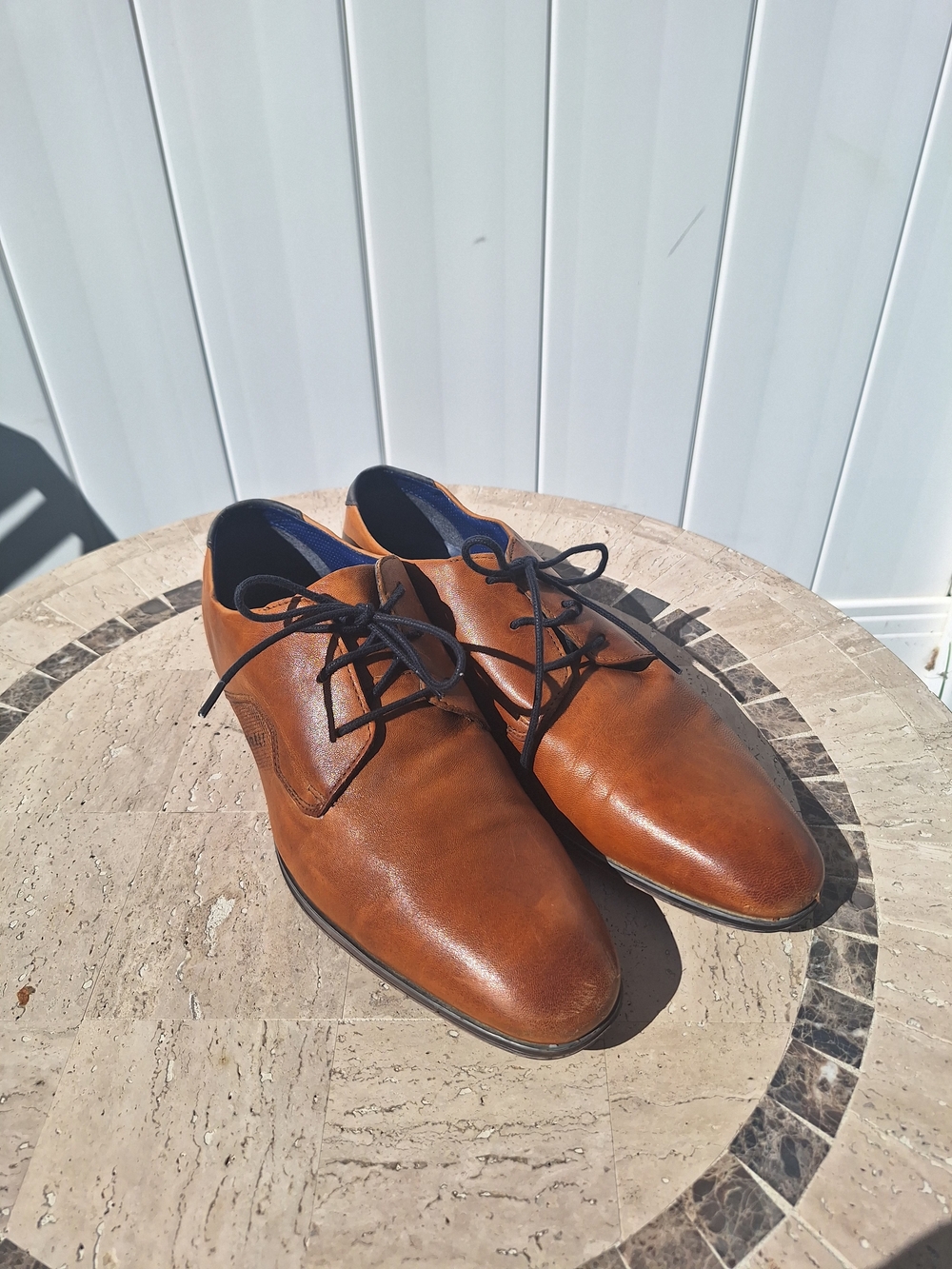 Bugatti Cognac Leather Derby Shoes with Black Laces Size 44 Us 11 Good Condition